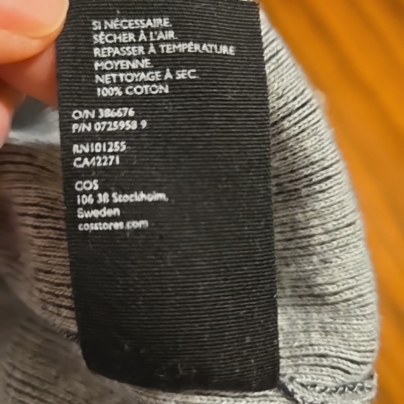 COS Men's Gray Ribbed Sweater - Picture 6 of 8